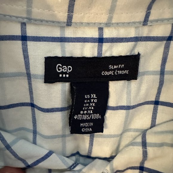 Gap button down. XL - Picture 2 of 2